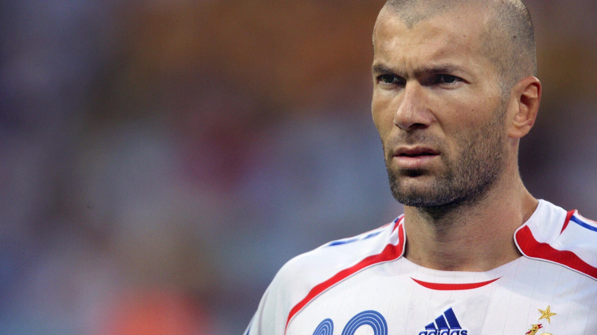 C罗越老越妖！41岁仍是葡萄牙真核，F组首战3-1澳大利亚，世界杯金靴悬念重启？